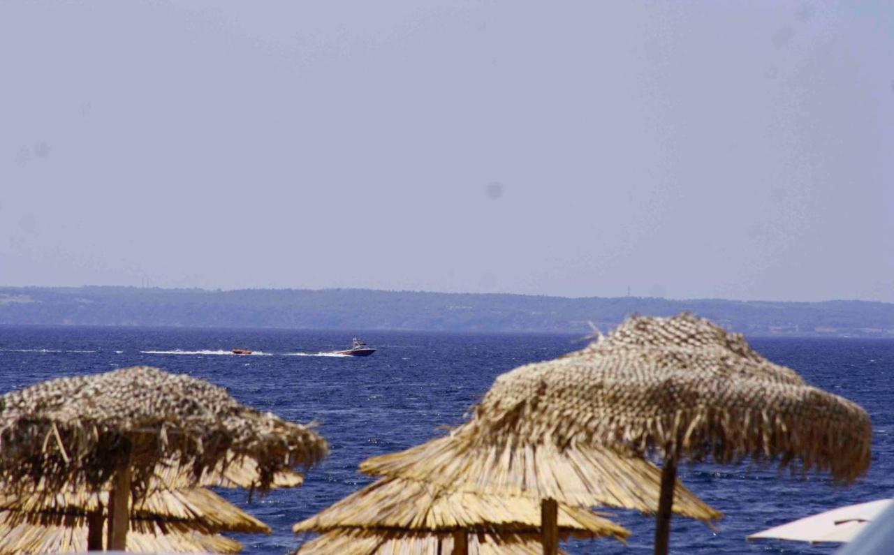 Hotel Little Hause à Psakoudia Extérieur photo