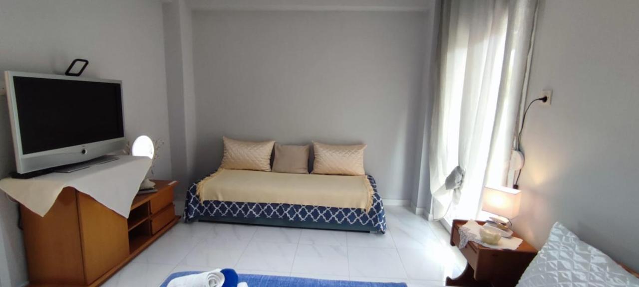 Hotel Little Hause à Psakoudia Extérieur photo